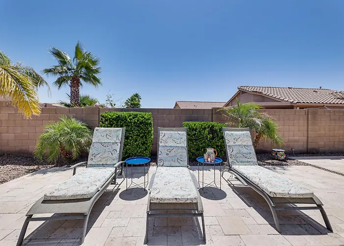 Holiday home Sunny Getaway W/ Private Pool + Fire Pit!