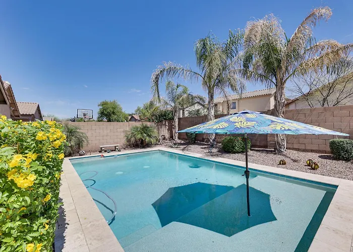 Sunny Getaway W/ Private Pool + Fire Pit! * Maricopa